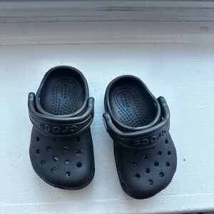 Baby crocs